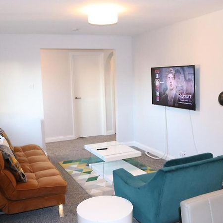 Garland Modern Apartment With Private Garden & Parking Dartford 5 Kültér fotó