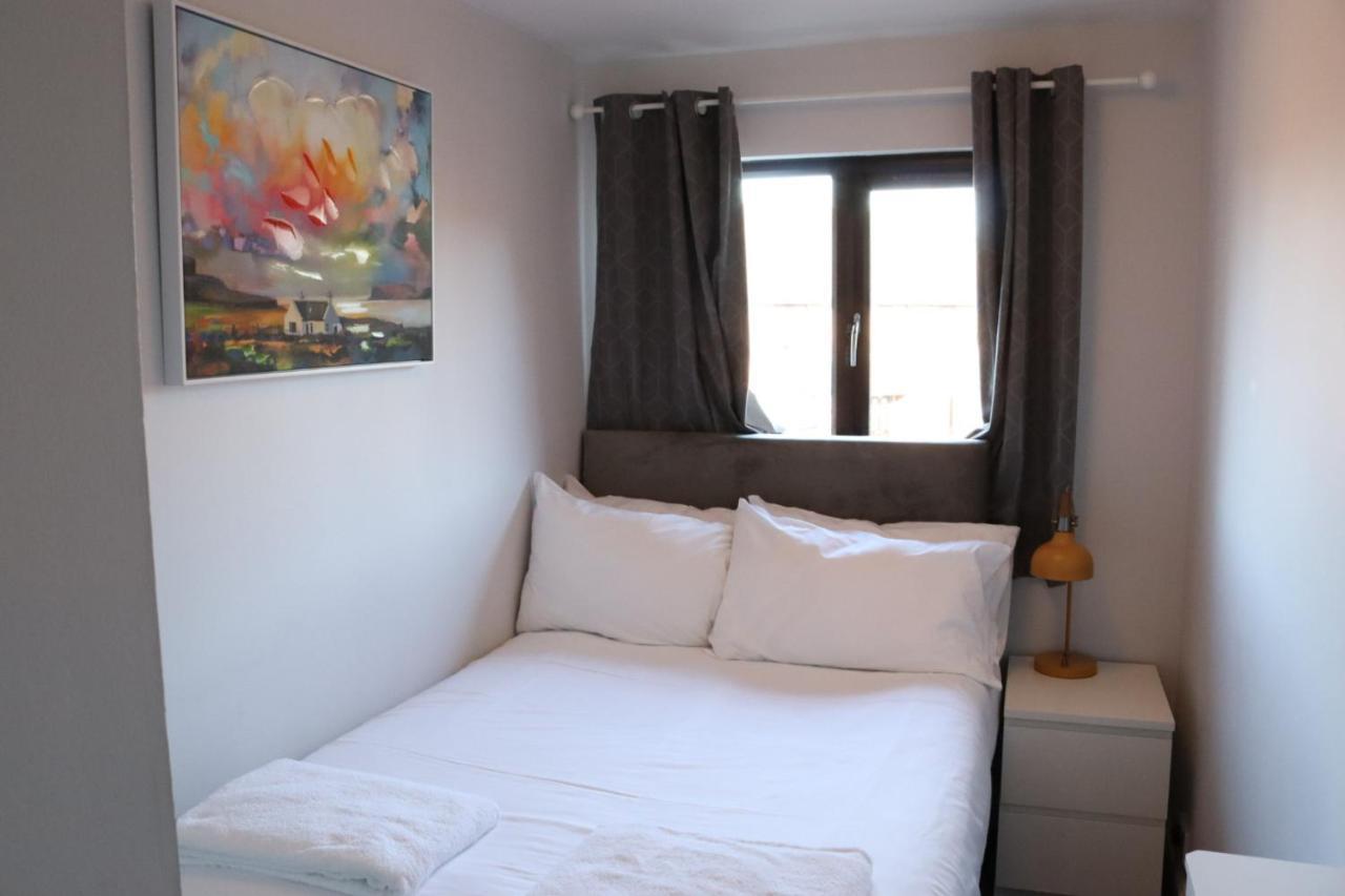 Garland Modern Apartment With Private Garden & Parking Dartford 5 Kültér fotó