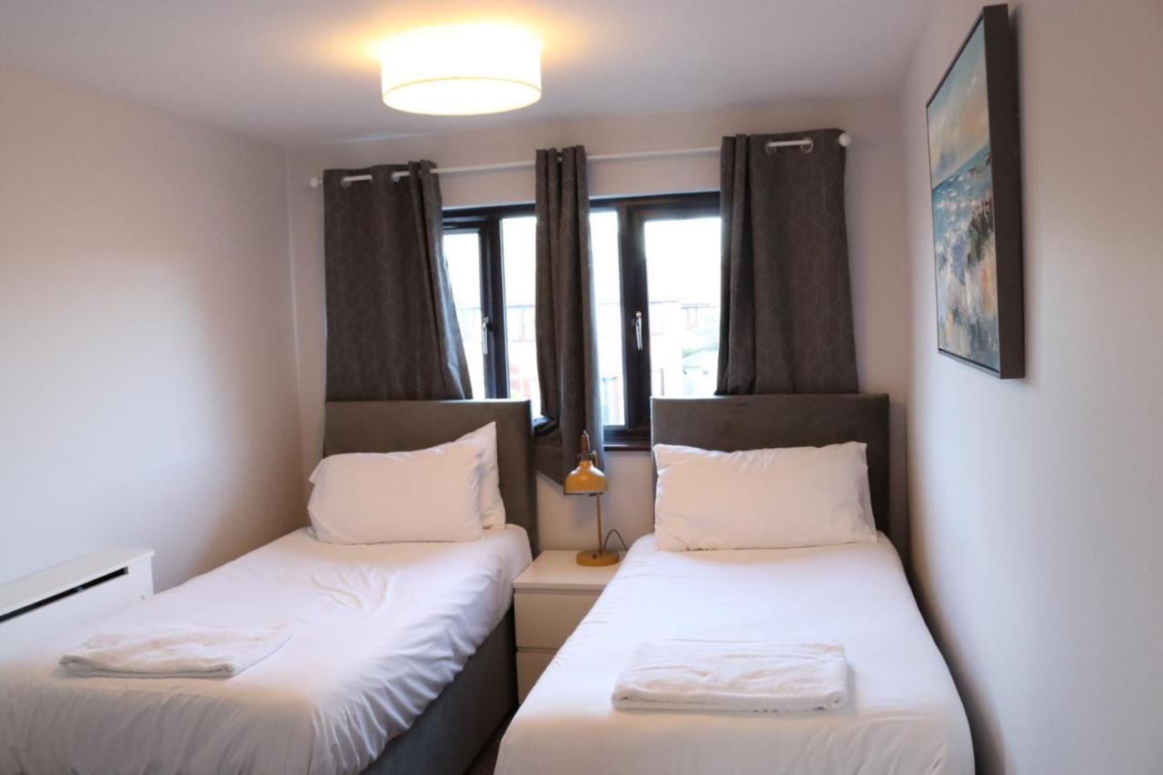 Garland Modern Apartment With Private Garden & Parking Dartford 5 Kültér fotó