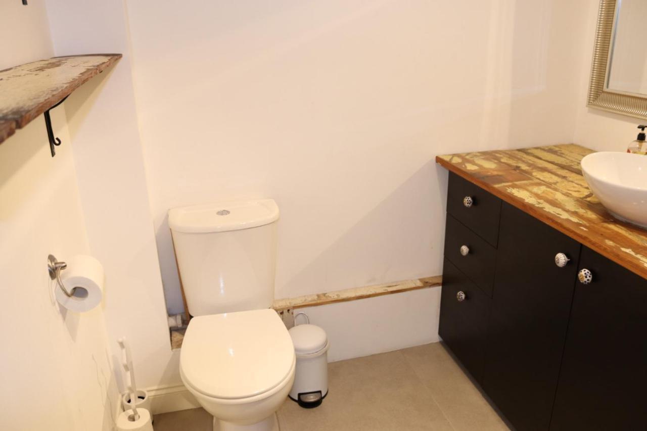 Garland Modern Apartment With Private Garden & Parking Dartford 5 Kültér fotó