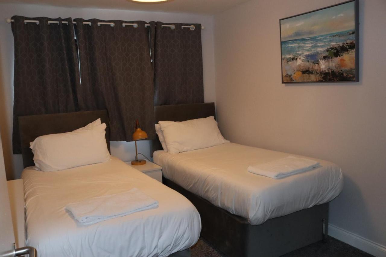 Garland Modern Apartment With Private Garden & Parking Dartford 5 Kültér fotó