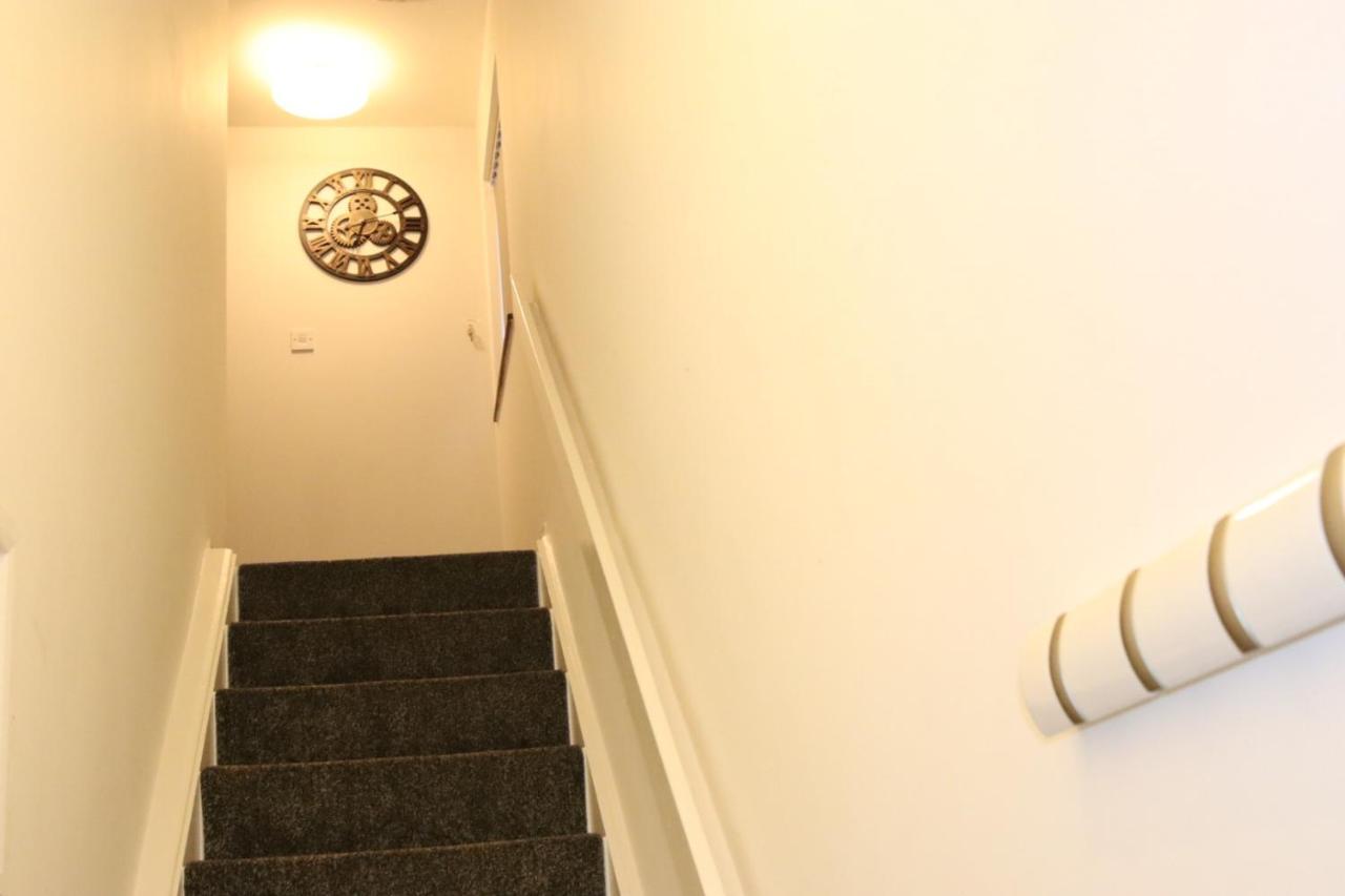 Garland Modern Apartment With Private Garden & Parking Dartford 5 Kültér fotó