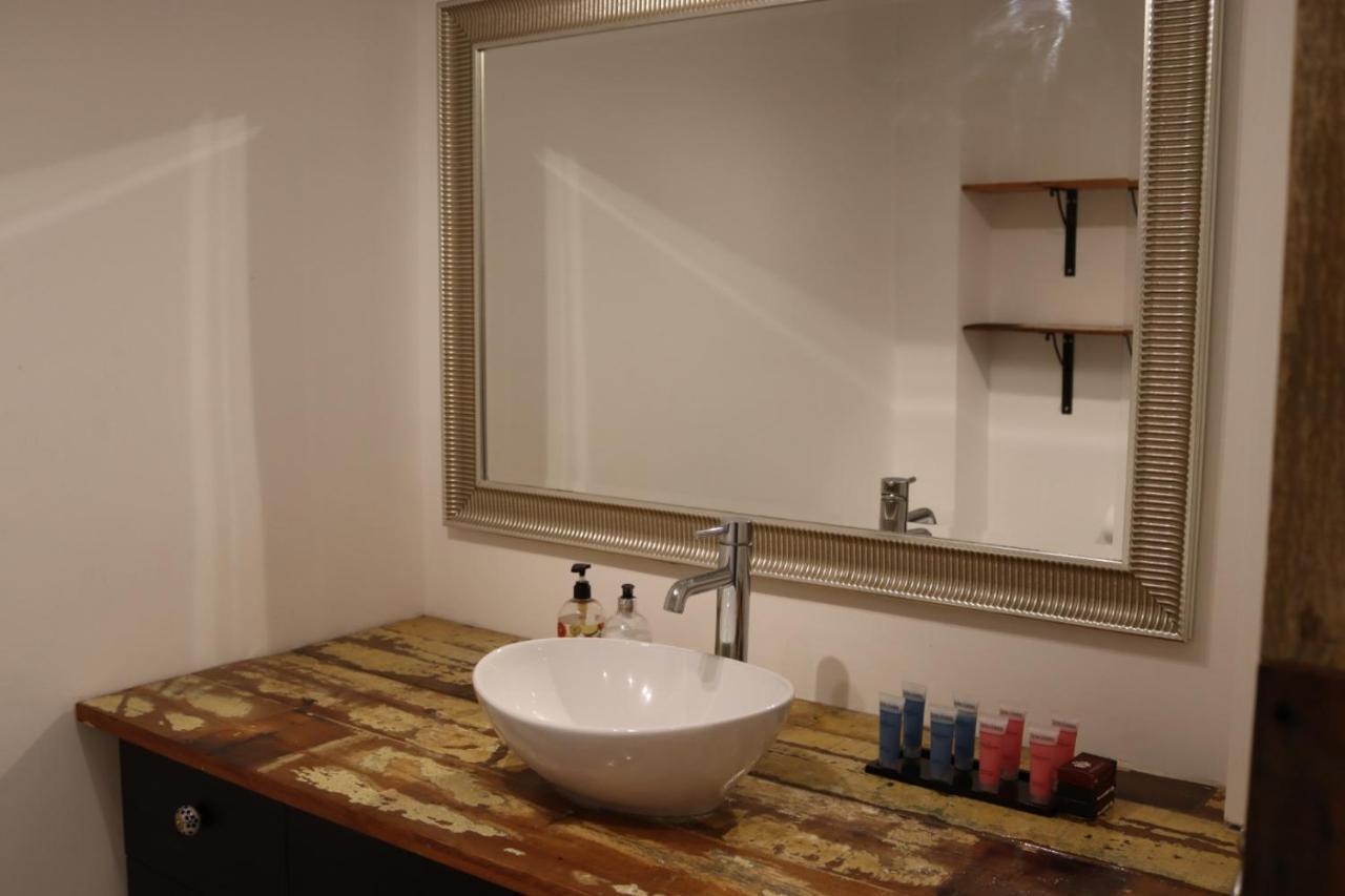Garland Modern Apartment With Private Garden & Parking Dartford 5 Kültér fotó