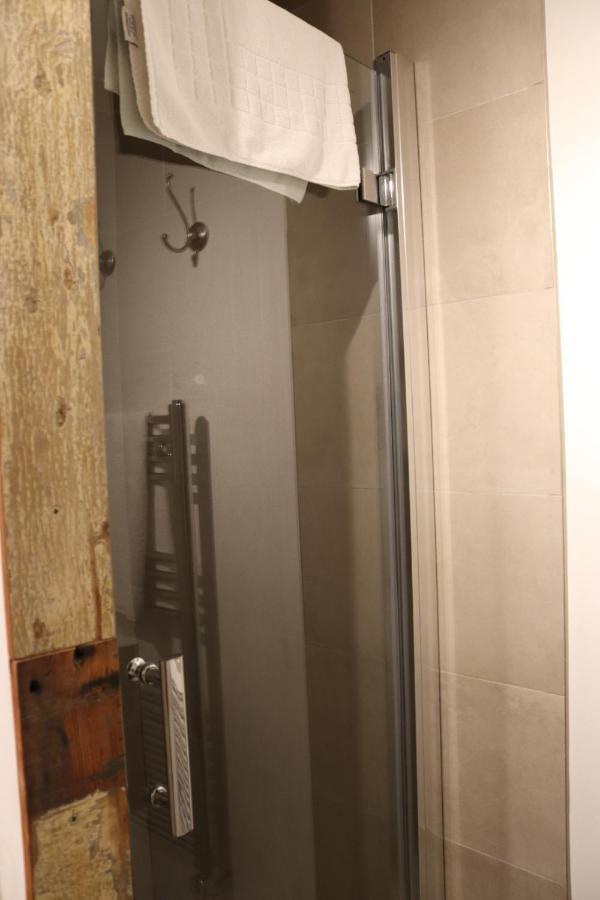 Garland Modern Apartment With Private Garden & Parking Dartford 5 Kültér fotó