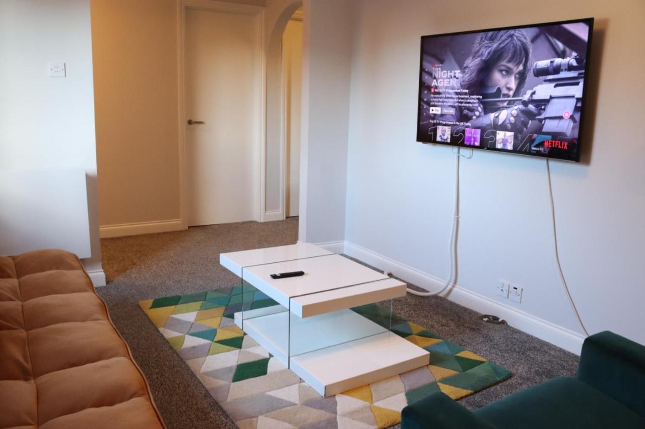 Garland Modern Apartment With Private Garden & Parking Dartford 5 Kültér fotó