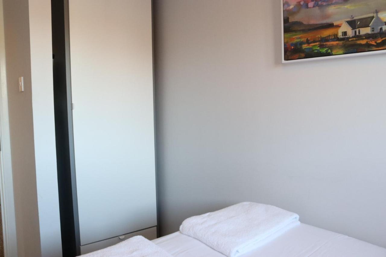 Garland Modern Apartment With Private Garden & Parking Dartford 5 Kültér fotó